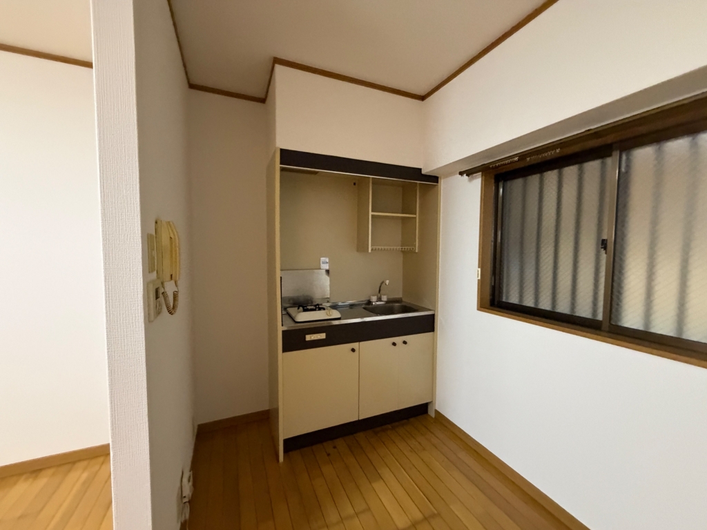 阪神本線 御影駅 徒歩7分 3階建 築51年のキッチン写真