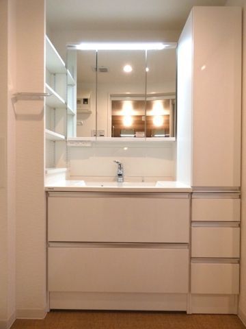 洗面設備　☆嬉しい独立洗面台☆