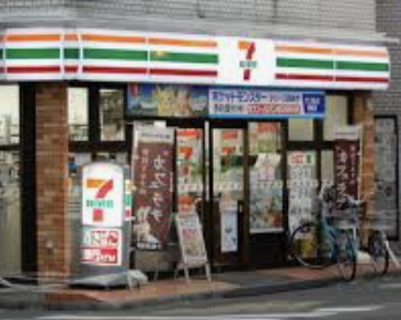 コンビニ　セブンイレブン 杉並永福町駅前店（コンビニ）まで584m