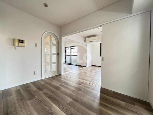 居室・リビング　EPO江戸堀レジデンス　リビング