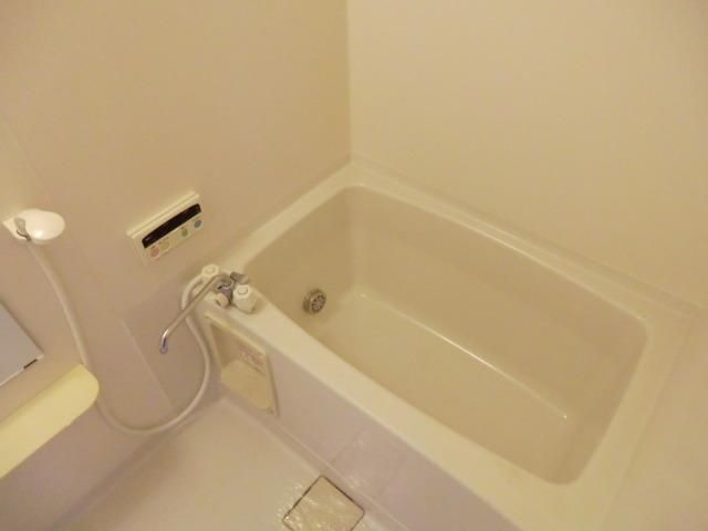 バス・シャワールーム　バスルーム