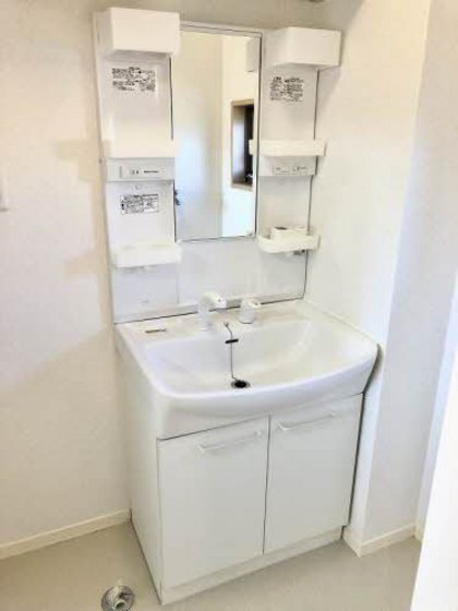 洗面設備　※別部屋の写真です