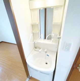洗面設備　独立洗面台です。