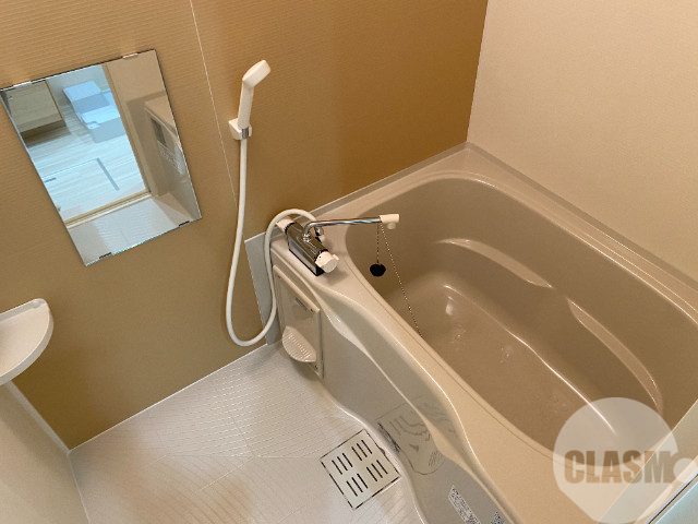 バス・シャワールーム　浴室乾燥機付きバス♪