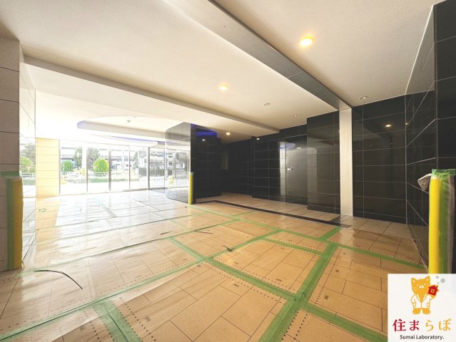 エントランス　共用部の印象も大切に