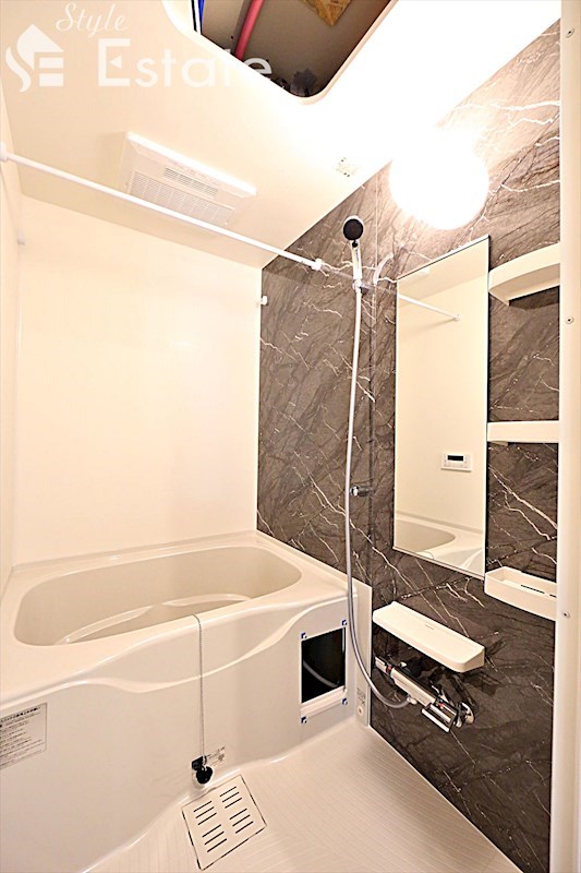 バス・シャワールーム　風呂