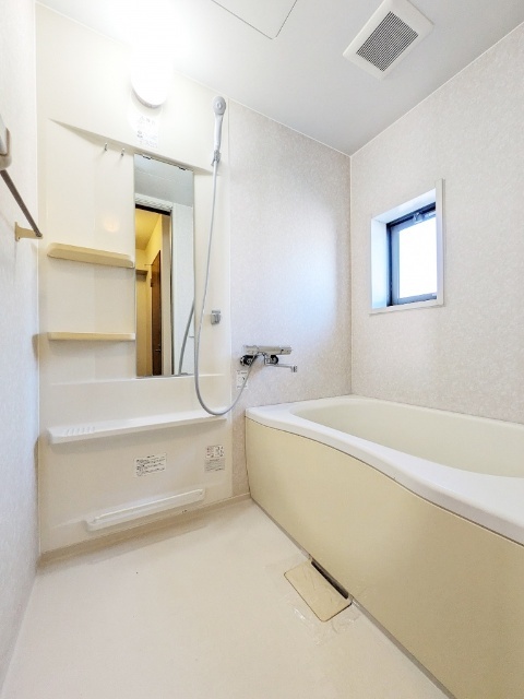 バス・シャワールーム　追い焚き付き