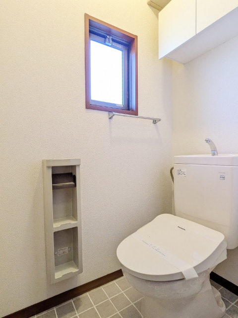 トイレ　シャワートイレ