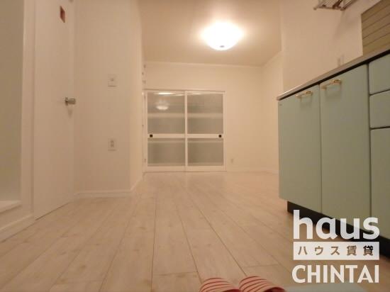 居室・リビング　別号室の参考写真です