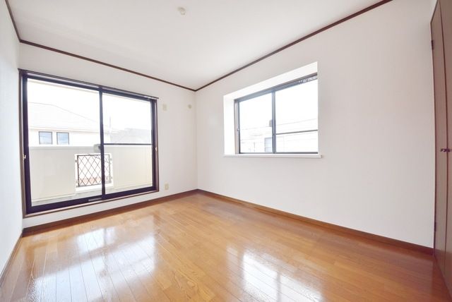 居室・リビング　※別部屋参考写真