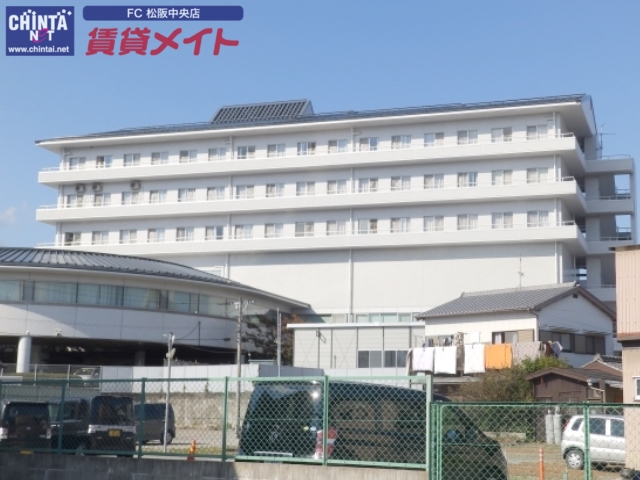 コンビニ　ファミリーマート 松阪本居店（コンビニ）まで600m