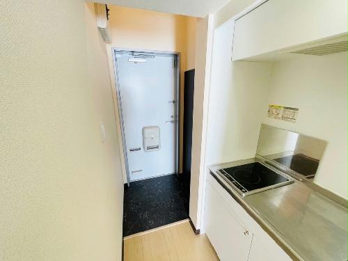 玄関　1F手すり有・2F手すり無