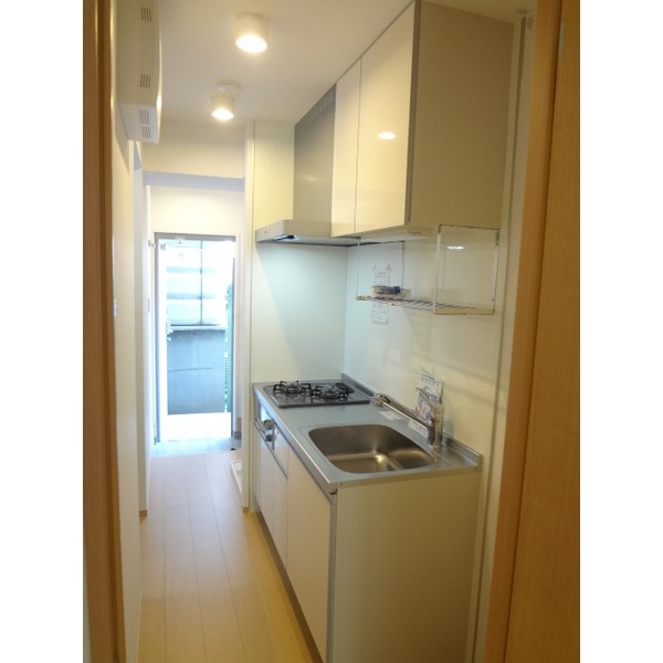 キッチン　システムキッチンには二口コンロ付き♪