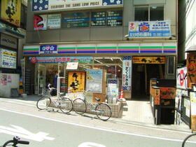 コンビニ　スリーエフ（コンビニ）まで369m