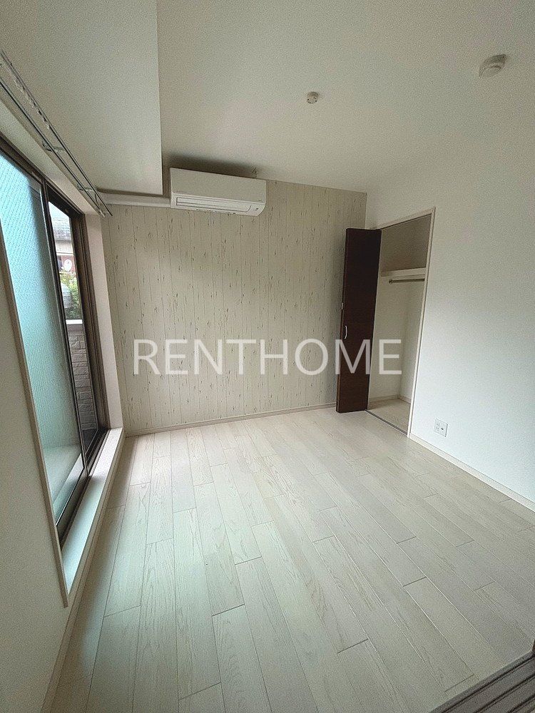 居室・リビング　明るい洋室です。