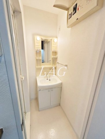 洗面設備　洗面台です。