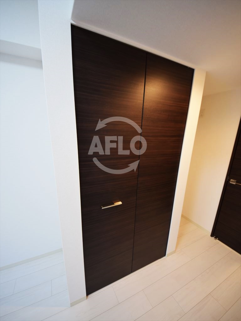 収納　エステムコート難波IVアトリ　クローゼット