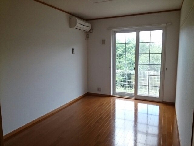 居室・リビング　おしゃれな居間です