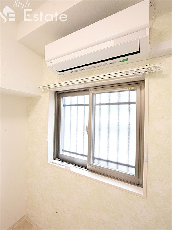 バルコニー　採光窓