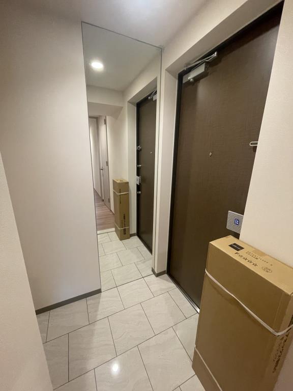 玄関　セイワパレス大阪城南　玄関