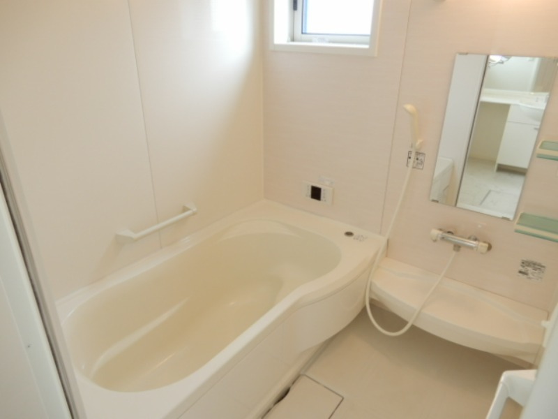 バス・シャワールーム　図面と現状に相違がある場合には現状を優先