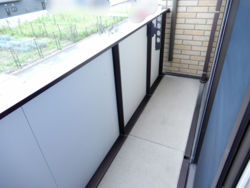 バルコニー　図面と現状に相違がある場合には現状を優先