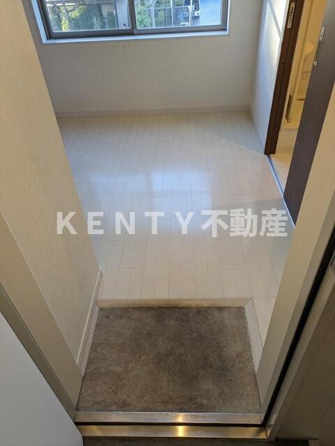 玄関　シンプルで使いやすい玄関です