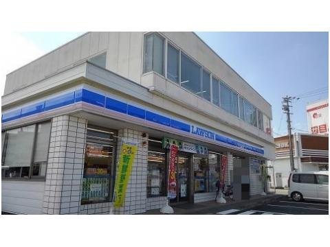 コンビニ　ローソン中吉野（コンビニ）まで753m