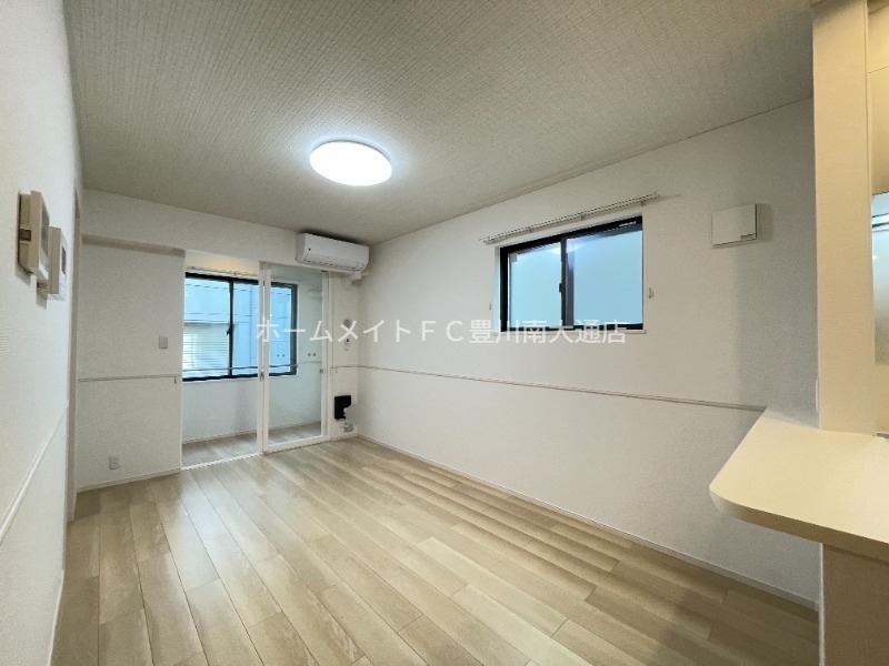 居室・リビング　同型完成モデル