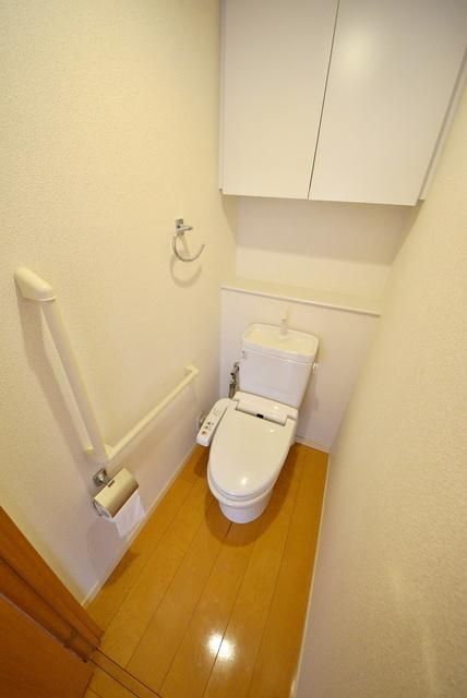 トイレ　別部屋参考写真