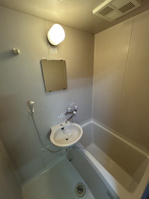 バス・シャワールーム　※別号室参考写真