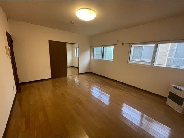 居室・リビング　リビング