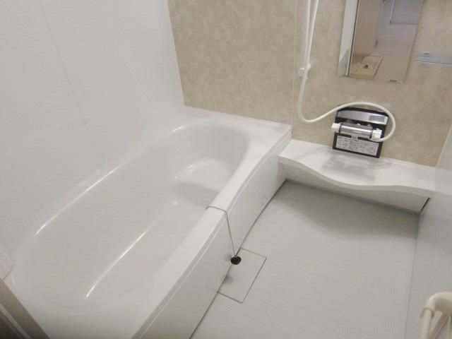 バス・シャワールーム　★１坪バスで優雅なバスタイムを★