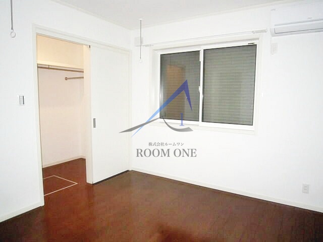 居室・リビング　洋室のお部屋です。