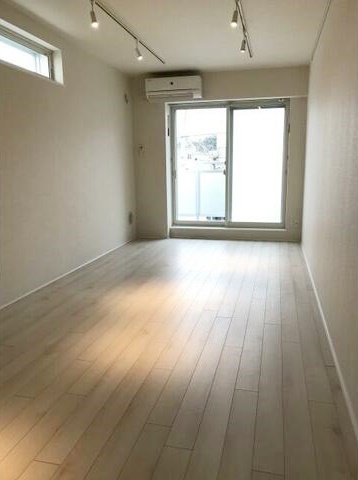 居室・リビング　使いやすい形の為、レイアウトを楽しめます♪