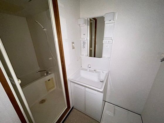 洗面設備　※別部屋の写真です