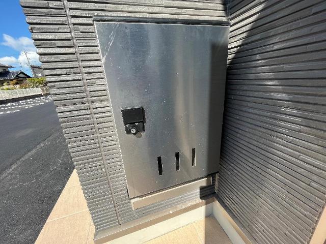 玄関　宅配BOX