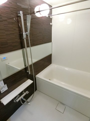バス・シャワールーム　詳細は、RISUMO江坂本店→06-6155-7137まで♪