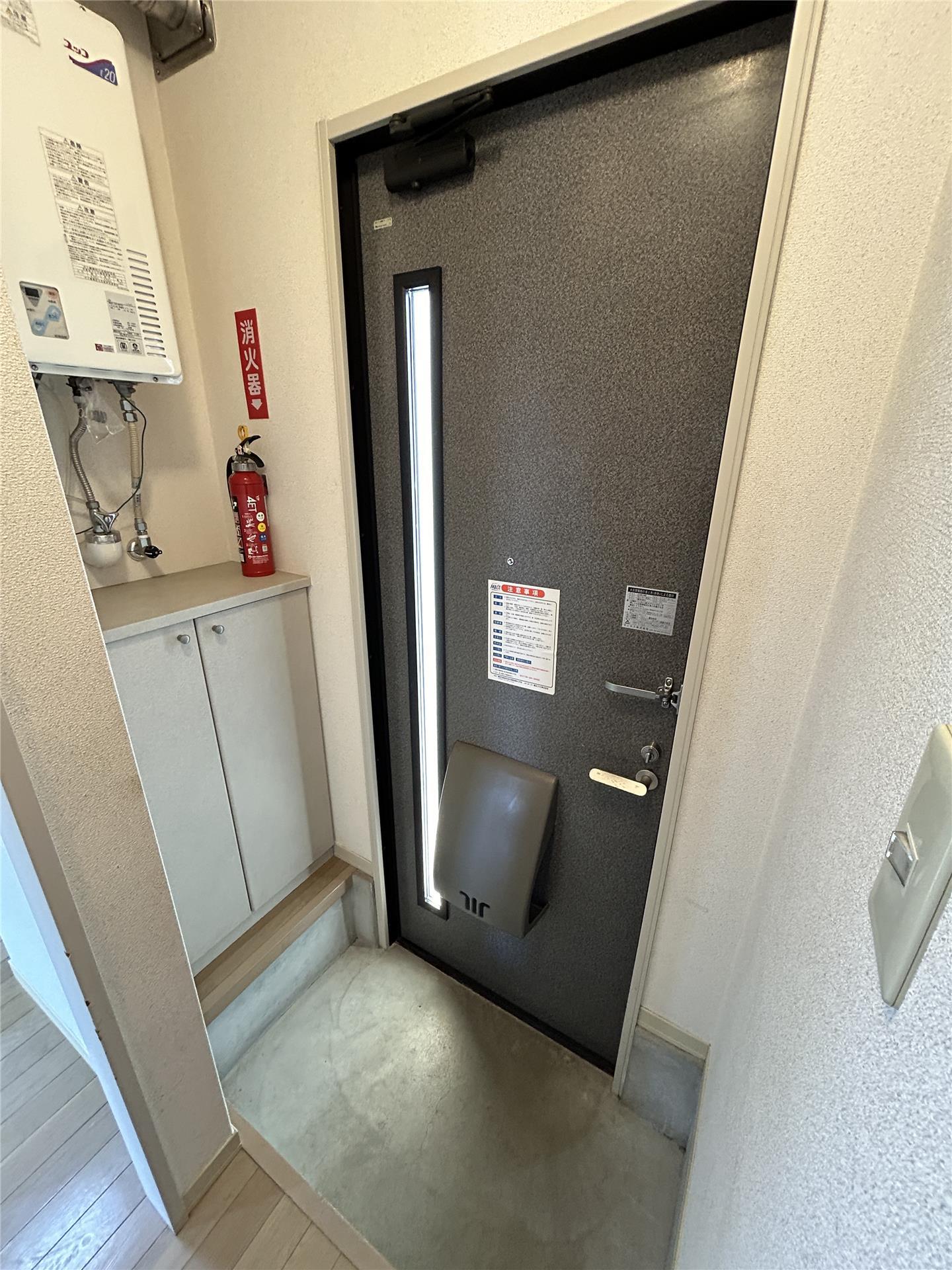 玄関　玄関