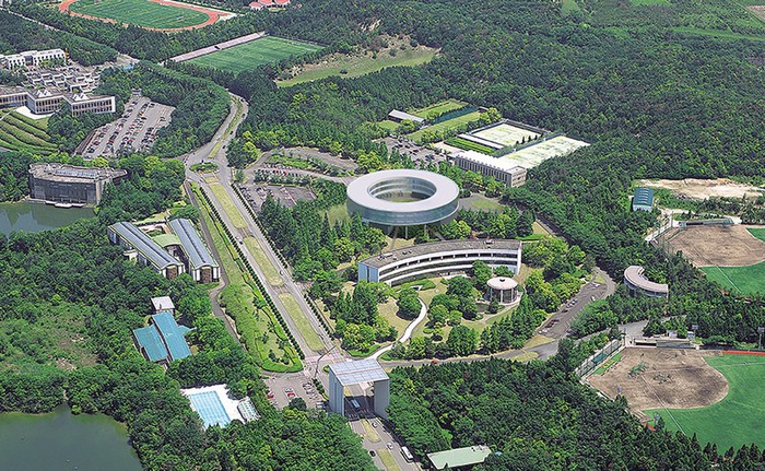 大学・短大　名古屋商科大学（大学・短大）まで1400m