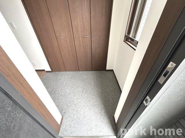 玄関　シンプルで使いやすい玄関です