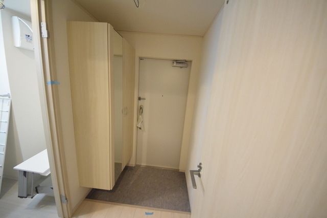 玄関　★お部屋探しは株式会社タウンハウジング東京まで★