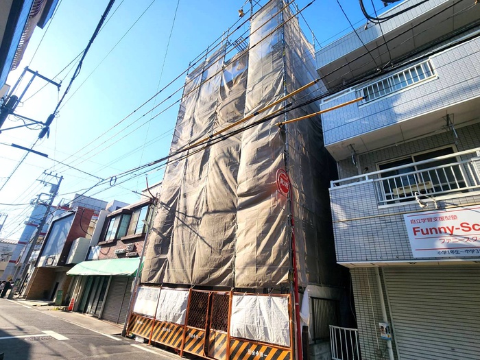 建物外観　建築中