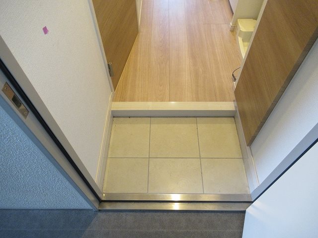 玄関　参考写真