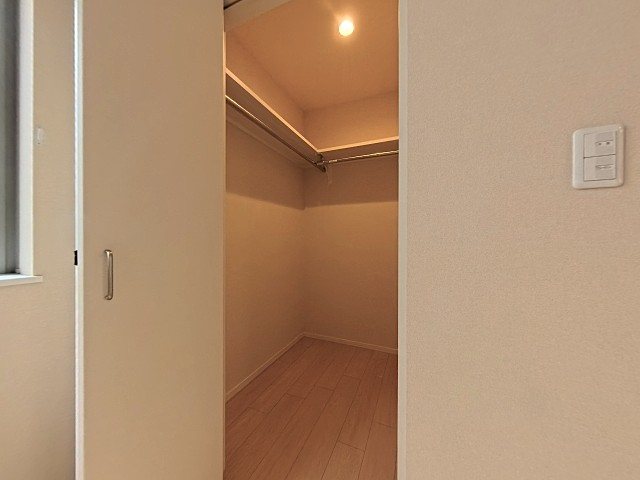 洗面設備　ウォークインクローゼット