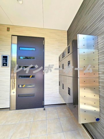 エントランス　建物の内部です