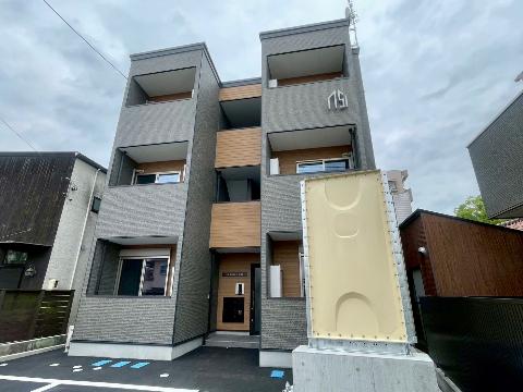 建物外観　外観写真（昼）