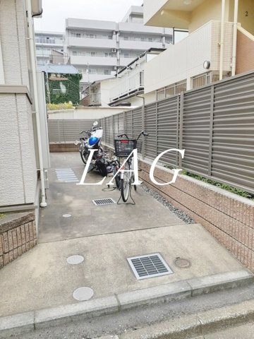 その他共有部分　駐輪場になります。