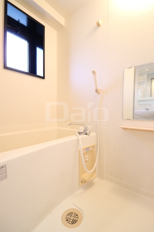 バス・シャワールーム　※写真は同タイプ別部屋です