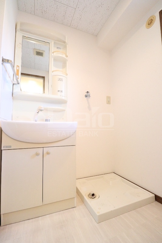 洗面設備　※写真は同タイプ別部屋です